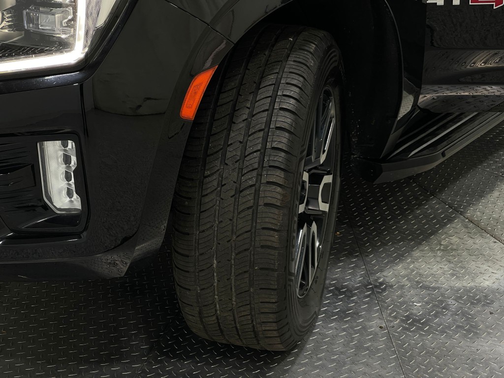 2021 GMC Yukon Image 37