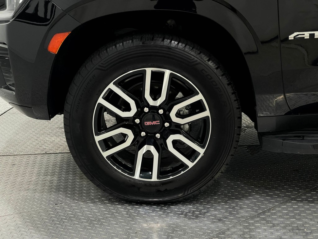 2021 GMC Yukon Image 36