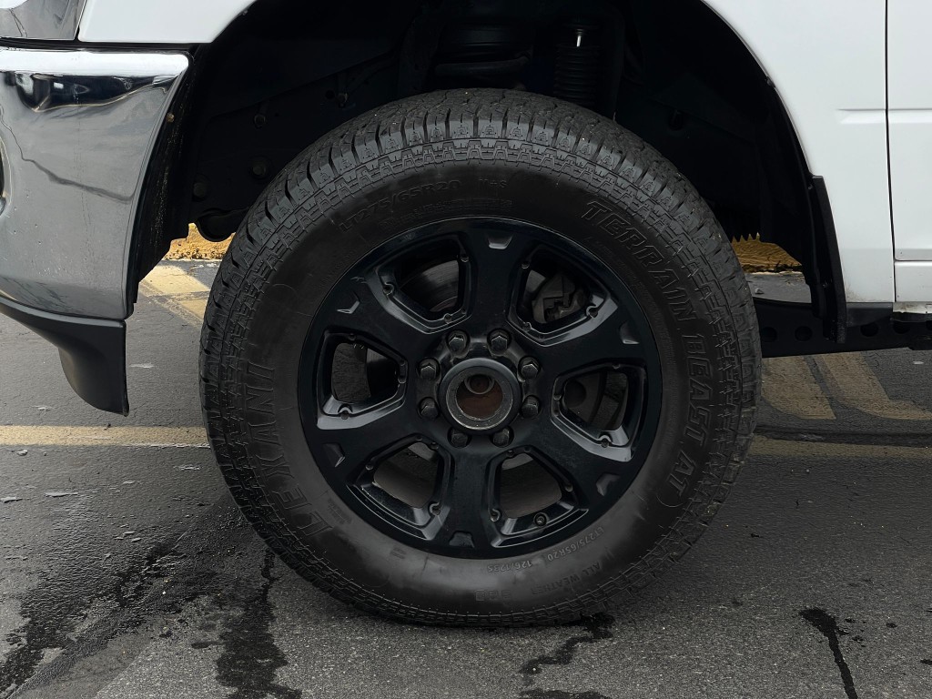 2021 RAM 2500 Image 27
