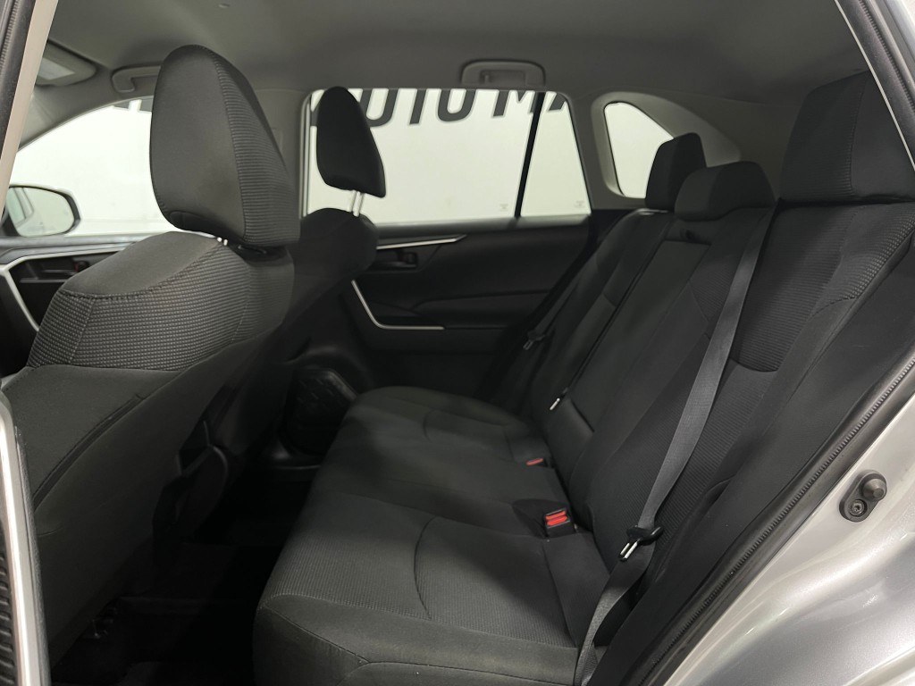 2021 Toyota Rav4 Image 28