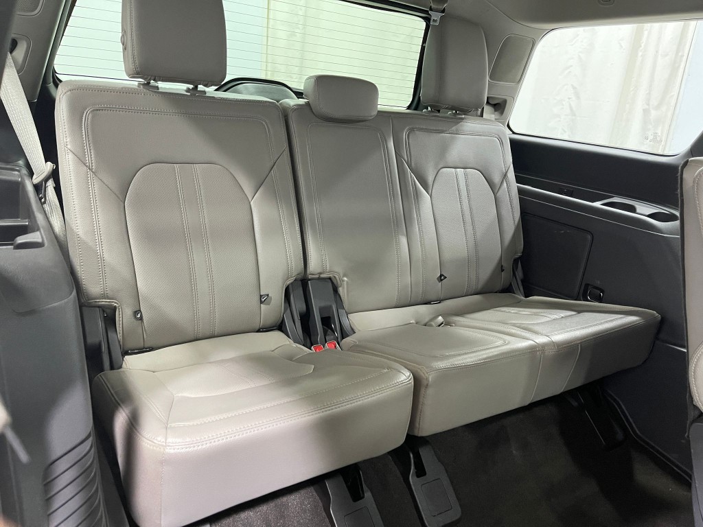 2021 Ford Expedition Image 32