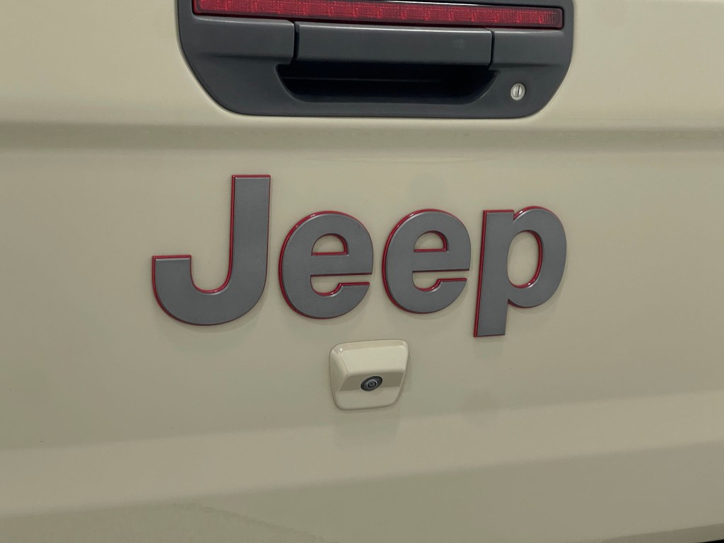 2020 Jeep Gladiator Image 36