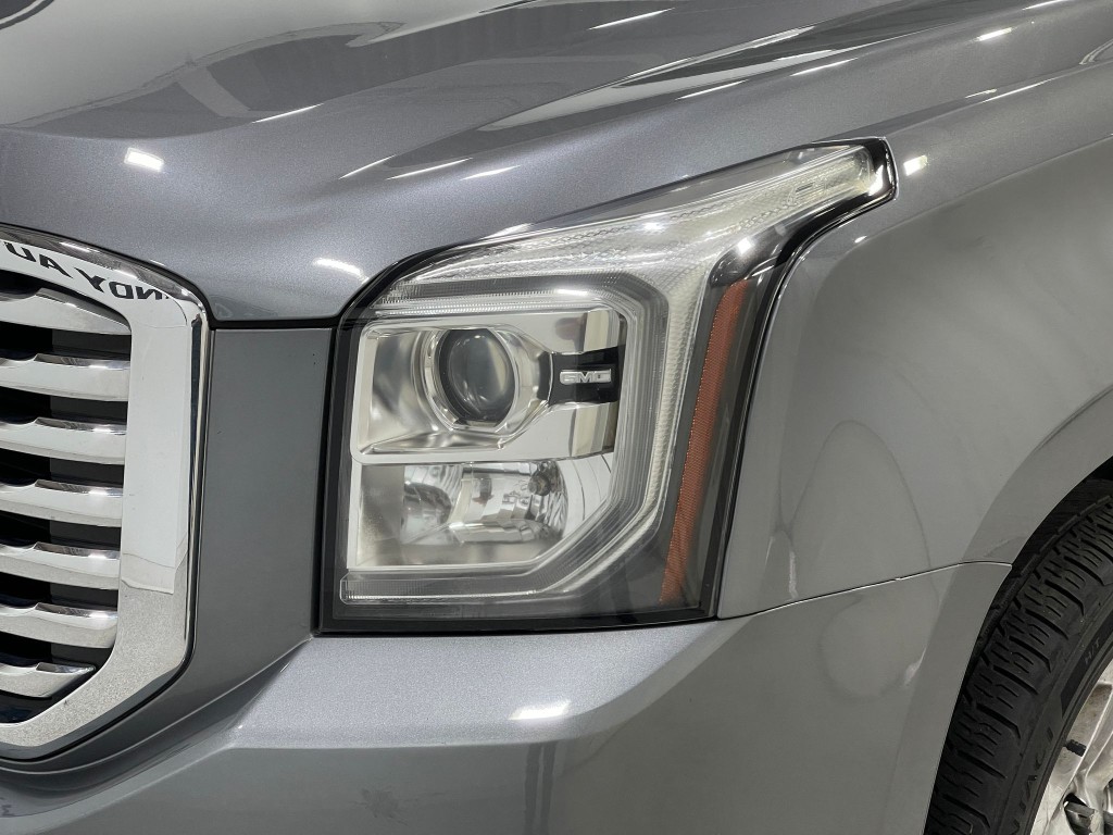 2020 GMC Yukon Image 35