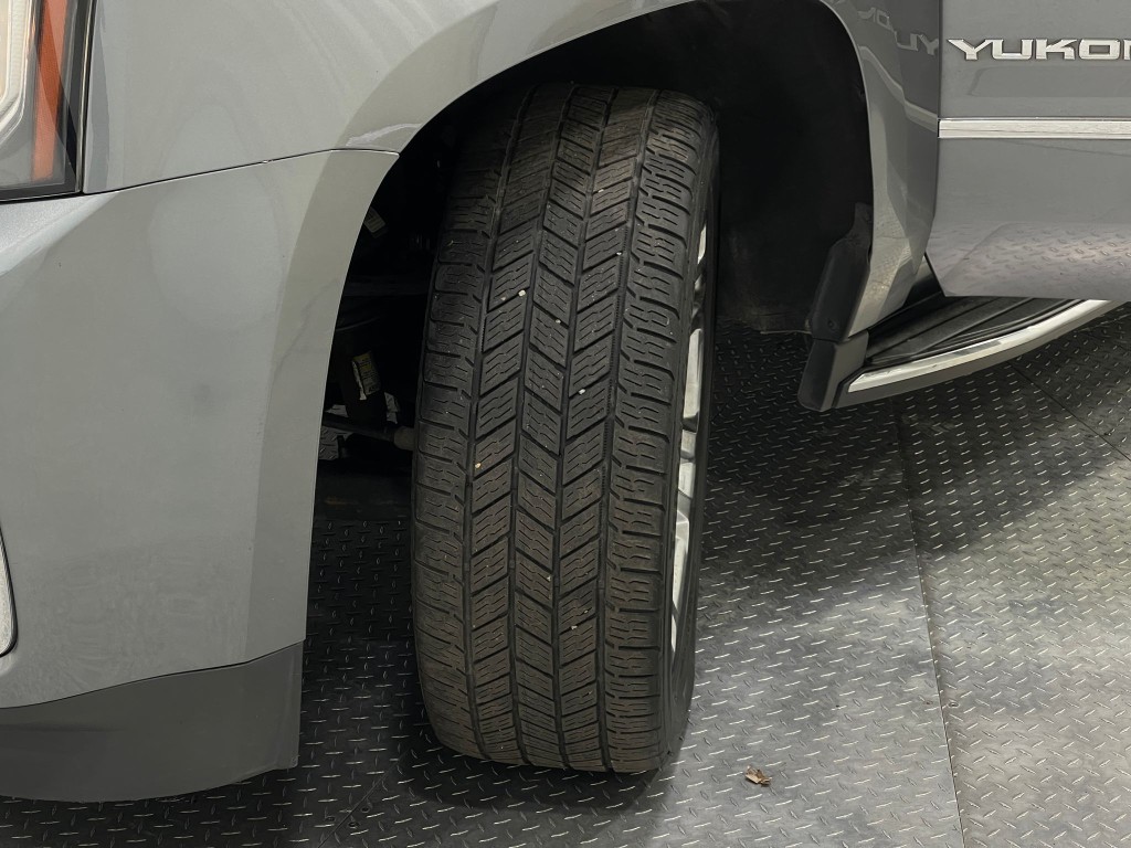 2020 GMC Yukon Image 38