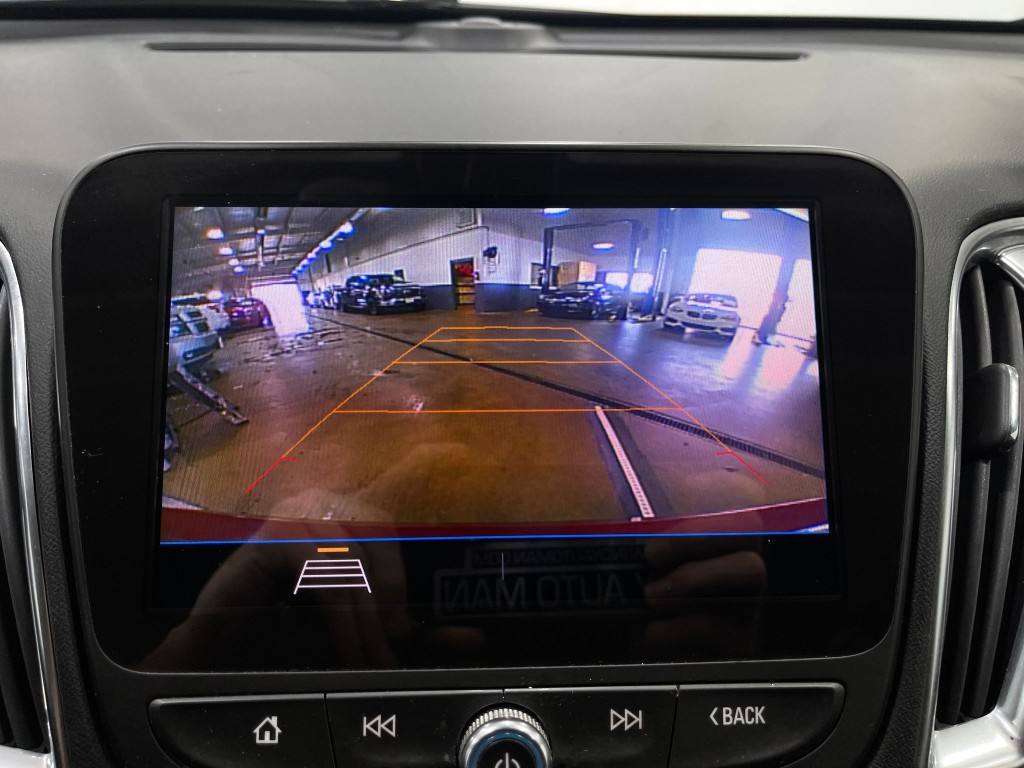 2020 Chevrolet Malibu Image 10