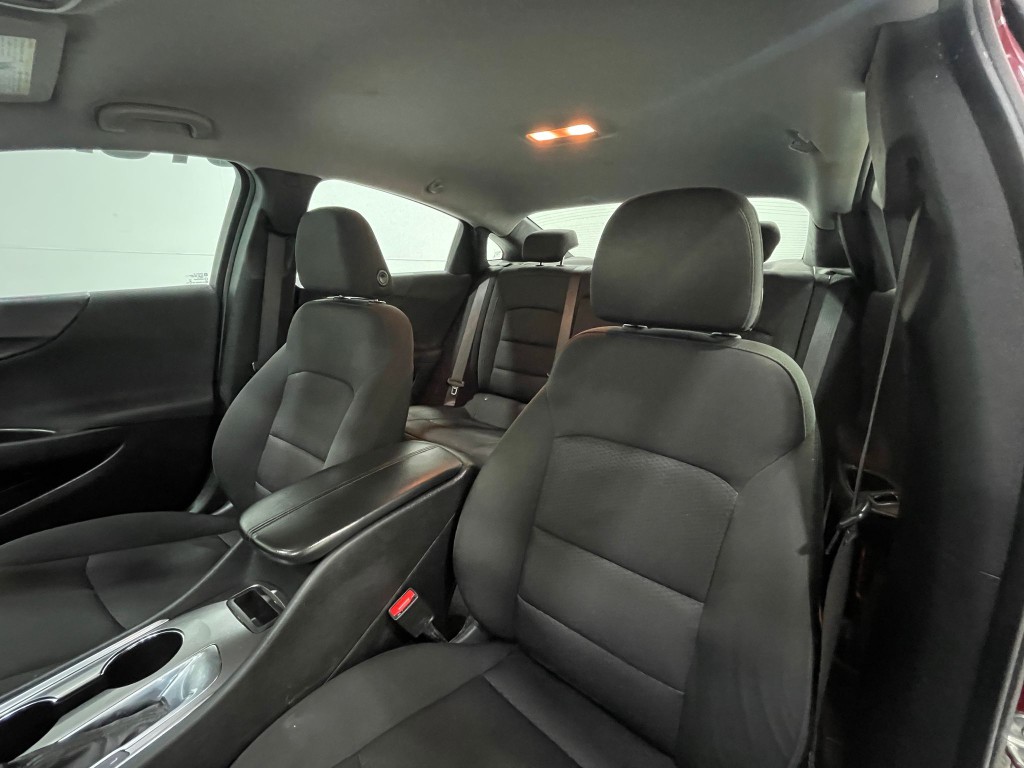 2020 Chevrolet Malibu Image 12