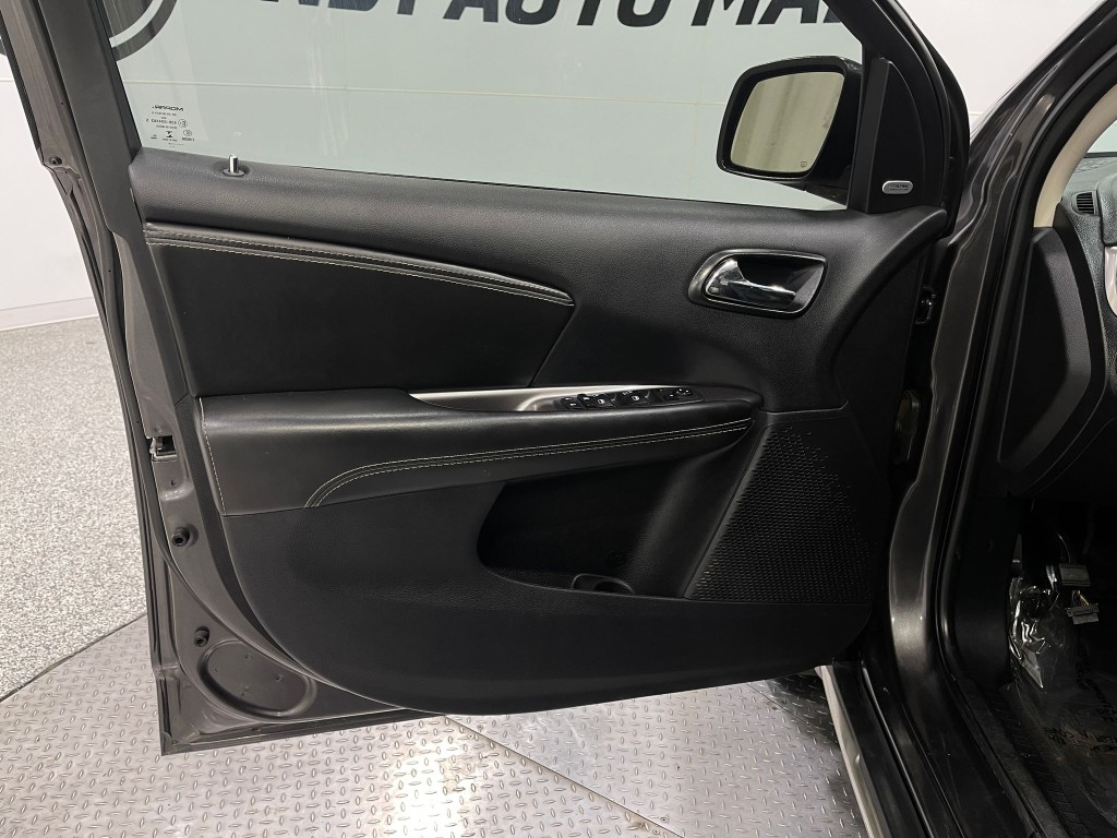 2020 Dodge Journey Image 14