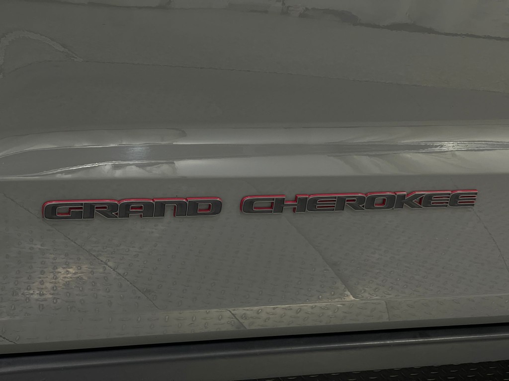 2020 Jeep Grand Cherokee Image 39