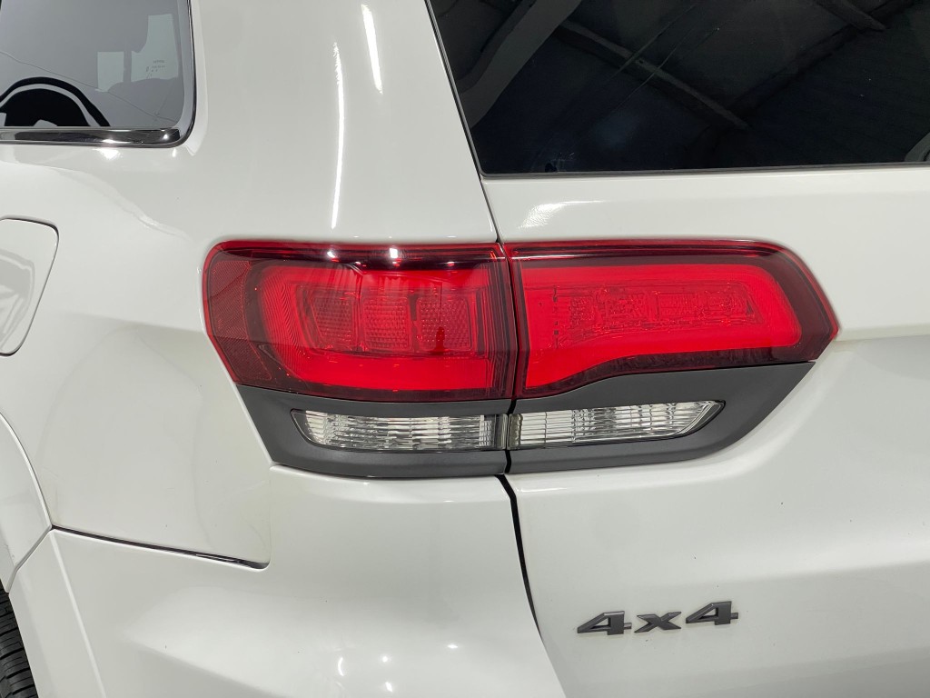 2020 Jeep Grand Cherokee Image 35