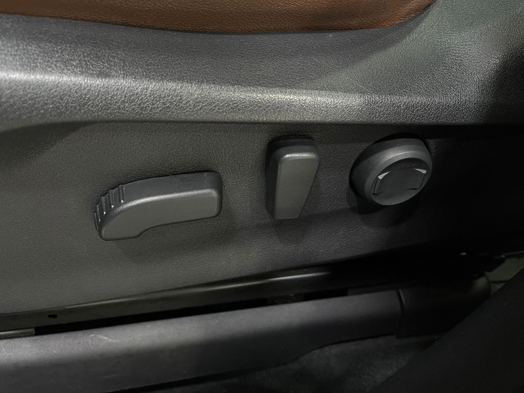 2020 Subaru Ascent Image 17