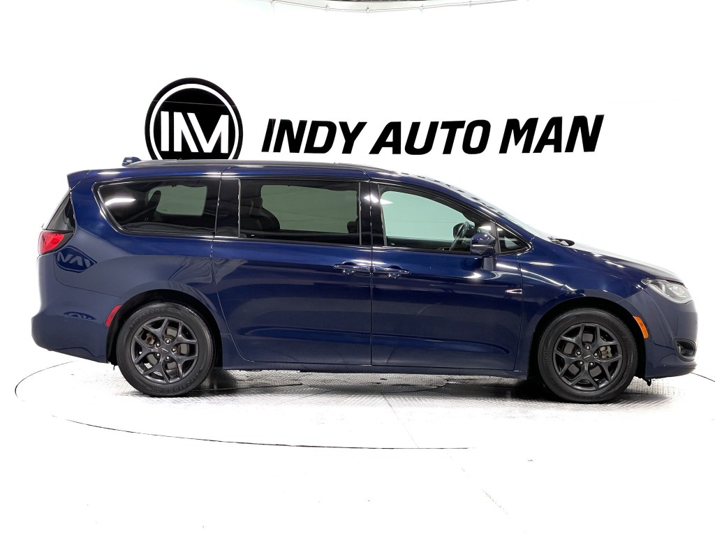 2020 Chrysler Pacifica Image 3