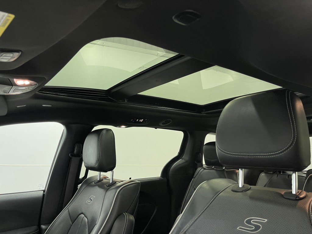 2020 Chrysler Pacifica Image 13