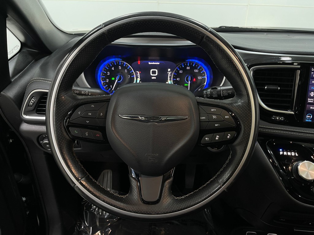 2020 Chrysler Pacifica Image 23