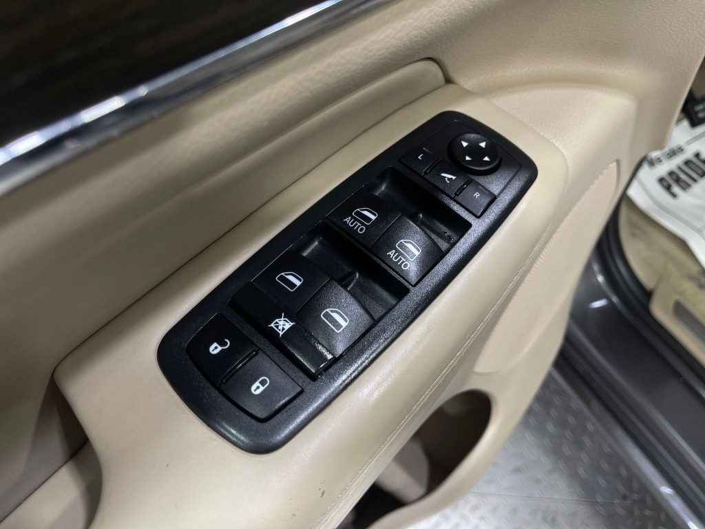 2020 Jeep Grand Cherokee Image 16
