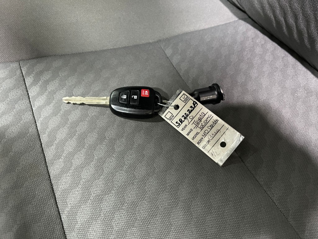 2020 Toyota Tacoma Image 34