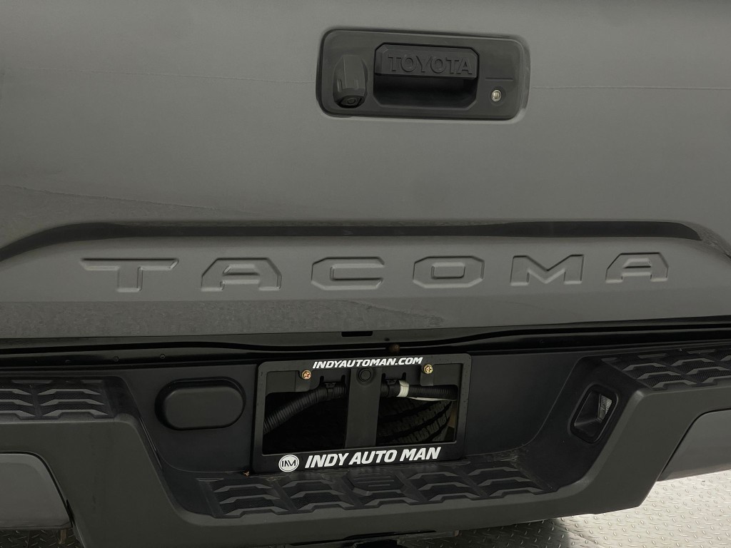 2020 Toyota Tacoma Image 36
