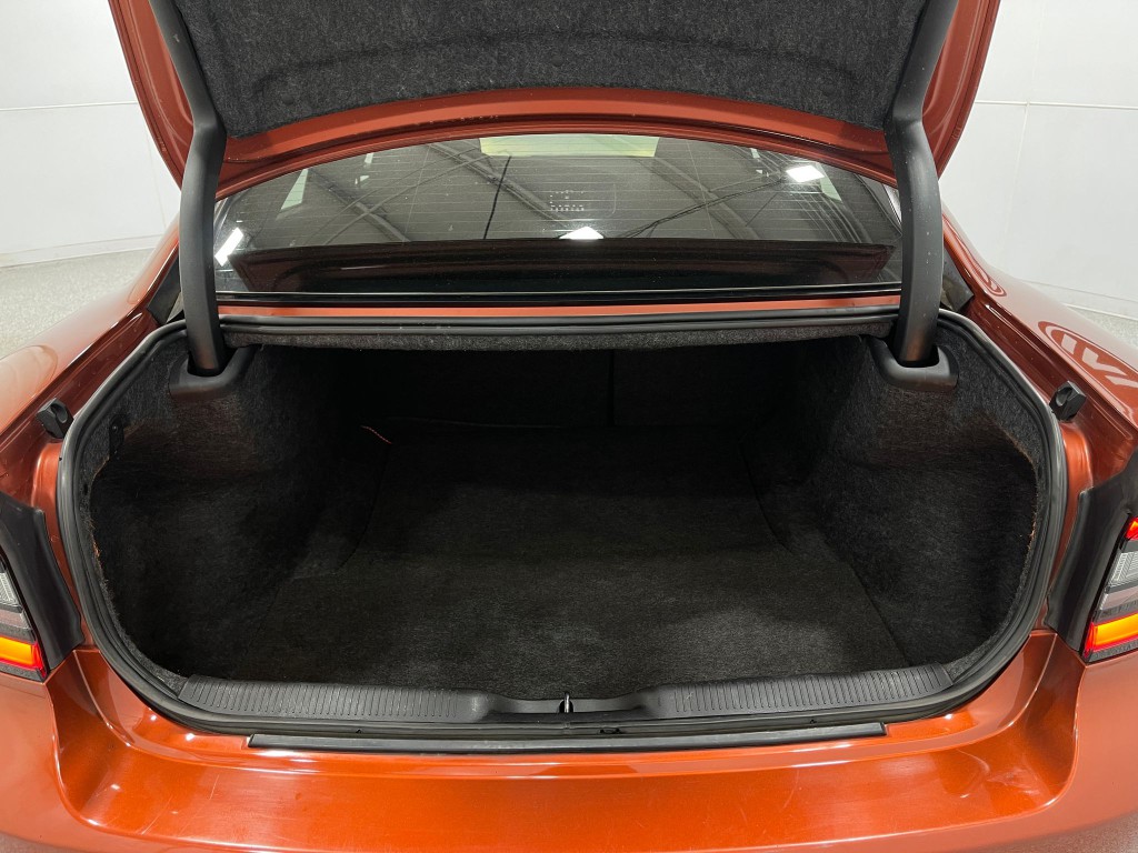 2020 Dodge Charger Image 24