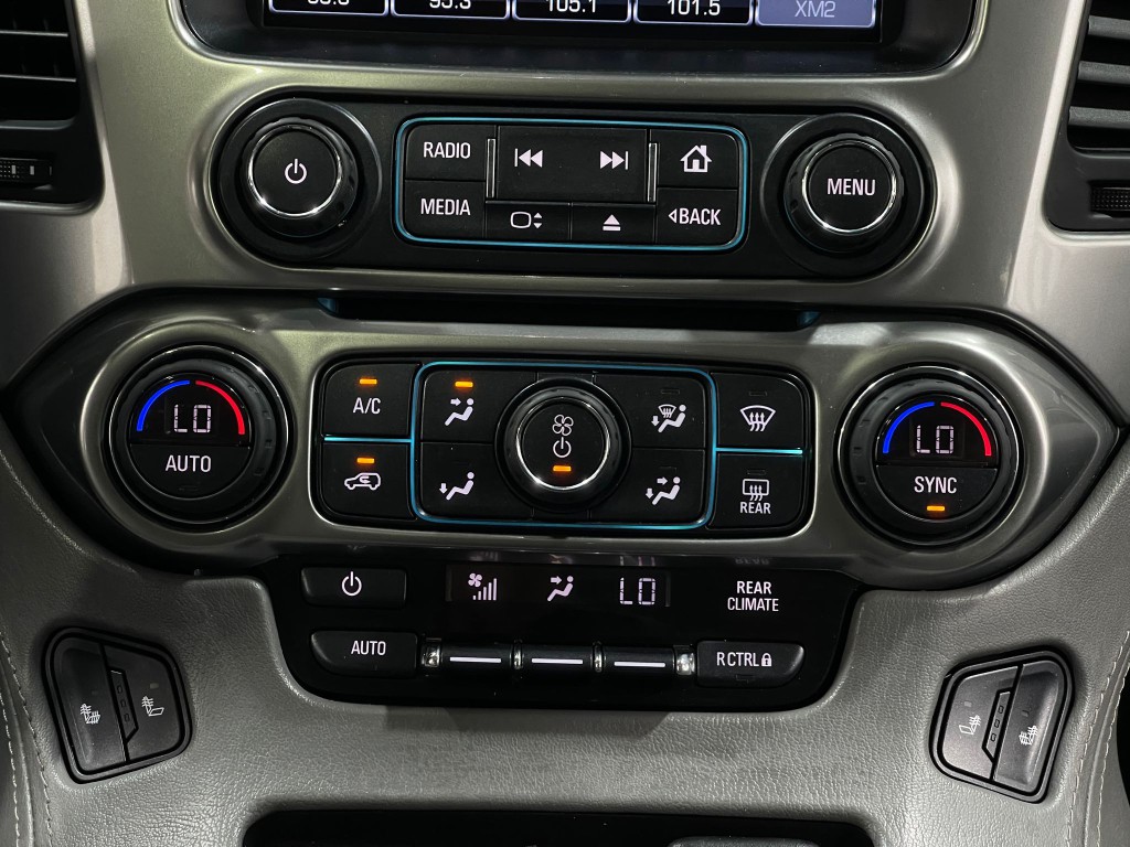 2020 Chevrolet Suburban Image 26