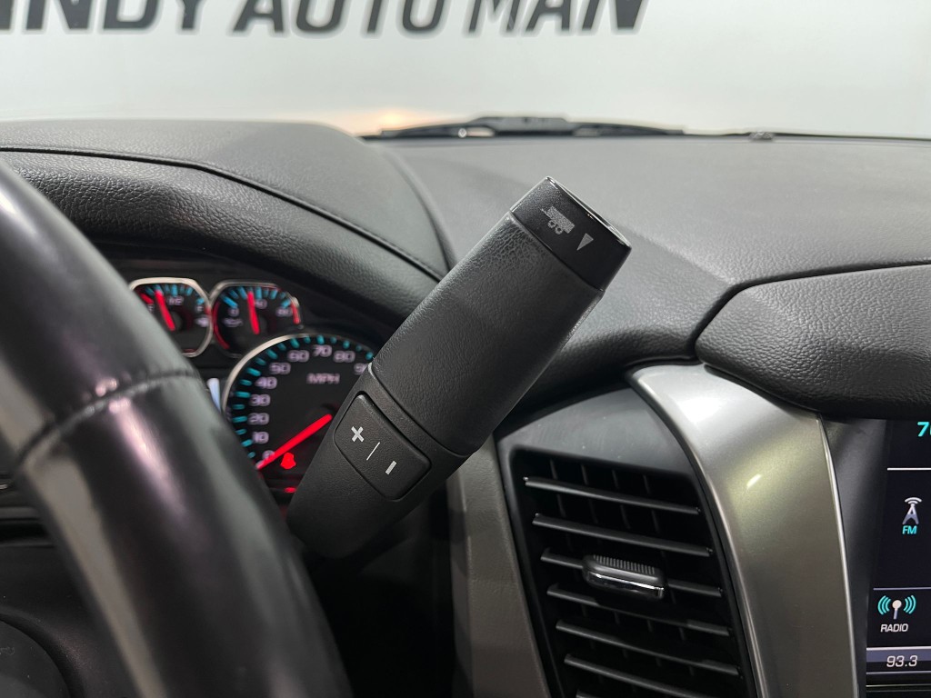 2020 Chevrolet Suburban Image 30