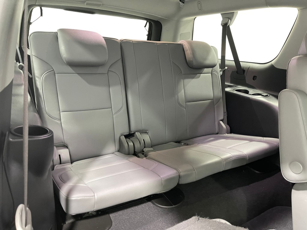 2020 Chevrolet Suburban Image 33