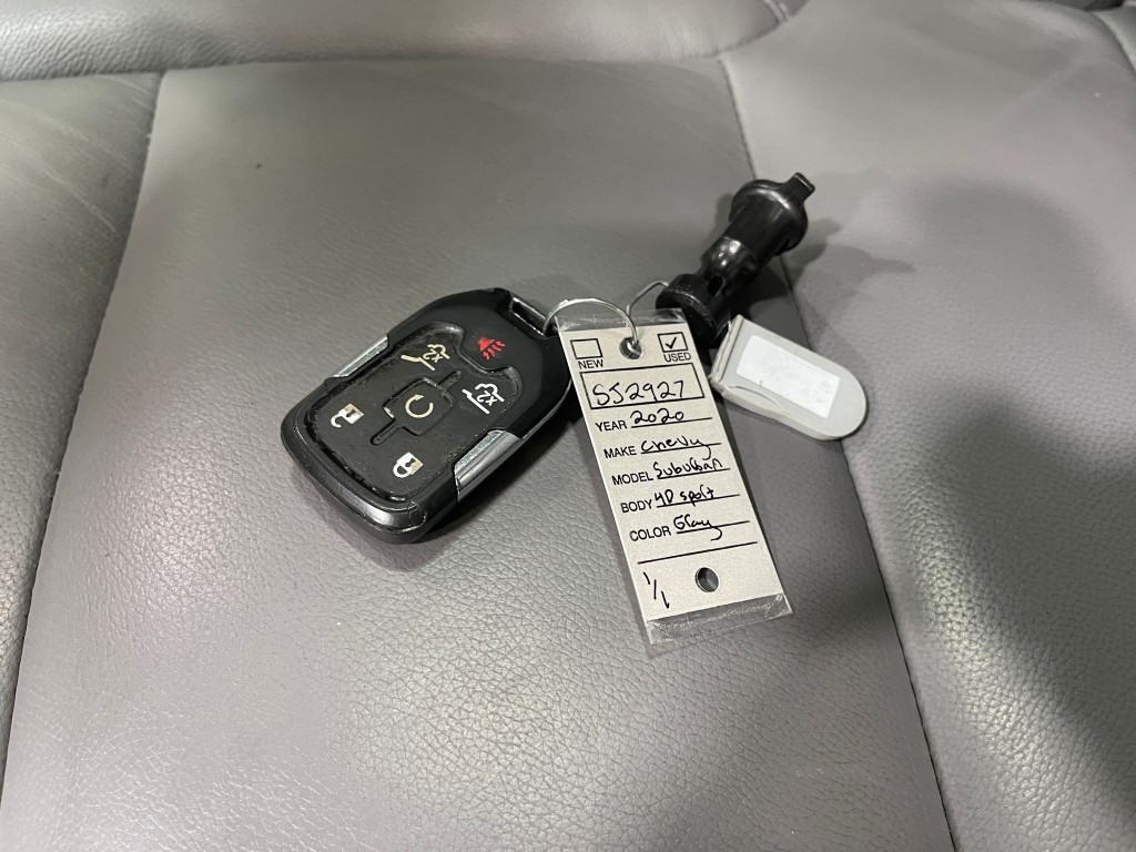 2020 Chevrolet Suburban Image 39