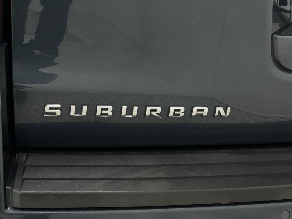 2020 Chevrolet Suburban Image 41