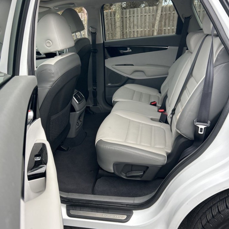 2020 Kia Sorento Image 18