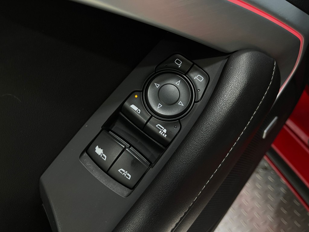 2020 Chevrolet Camaro Image 14