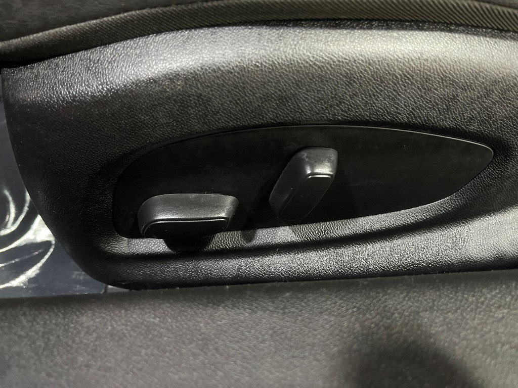 2020 Chevrolet Camaro Image 15