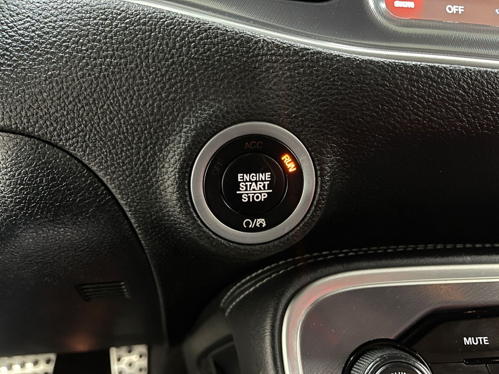 2020 Dodge Challenger Image 18