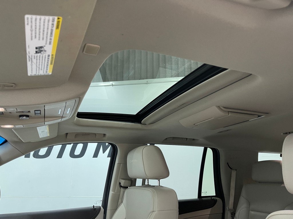 2020 GMC Yukon Image 13