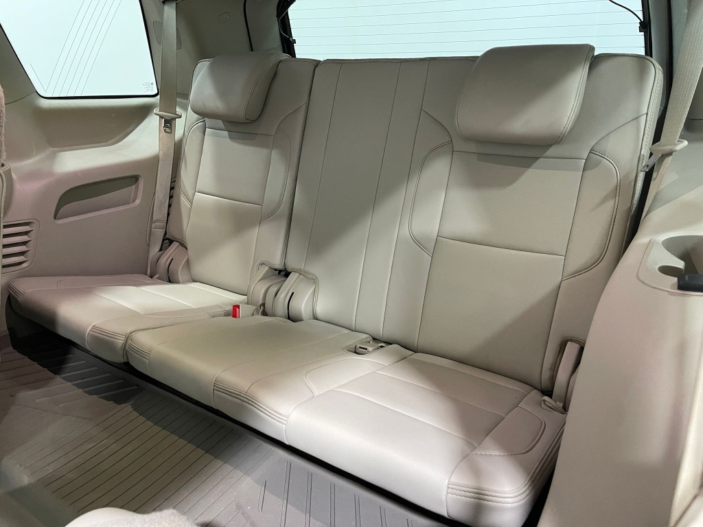 2020 GMC Yukon Image 32