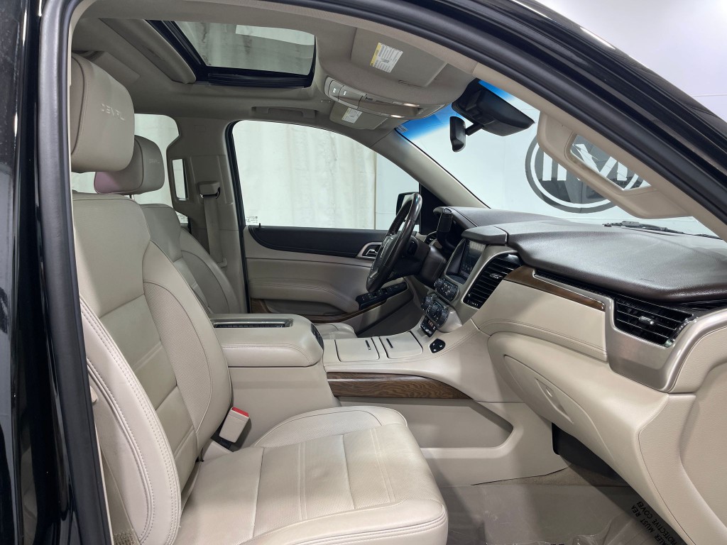 2020 GMC Yukon Image 35