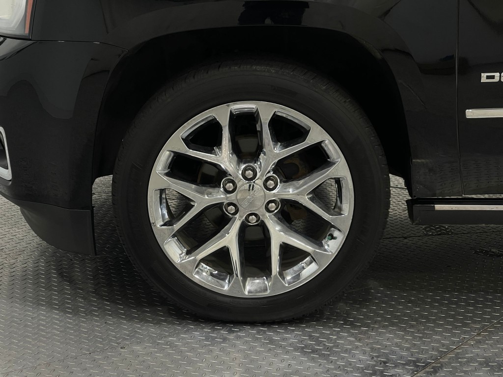 2020 GMC Yukon Image 38