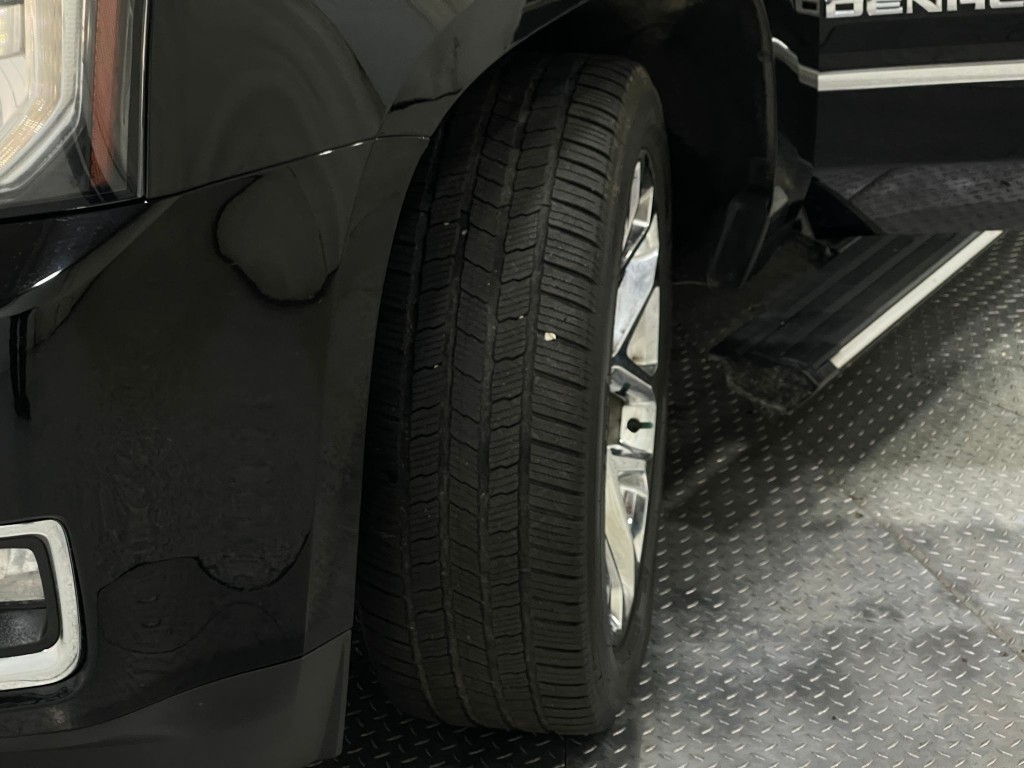 2020 GMC Yukon Image 39