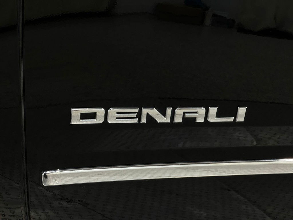 2020 GMC Yukon Image 43