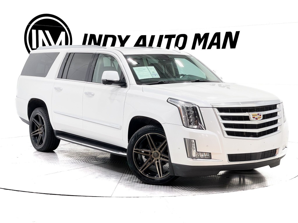 2020 Cadillac Escalade Image 2