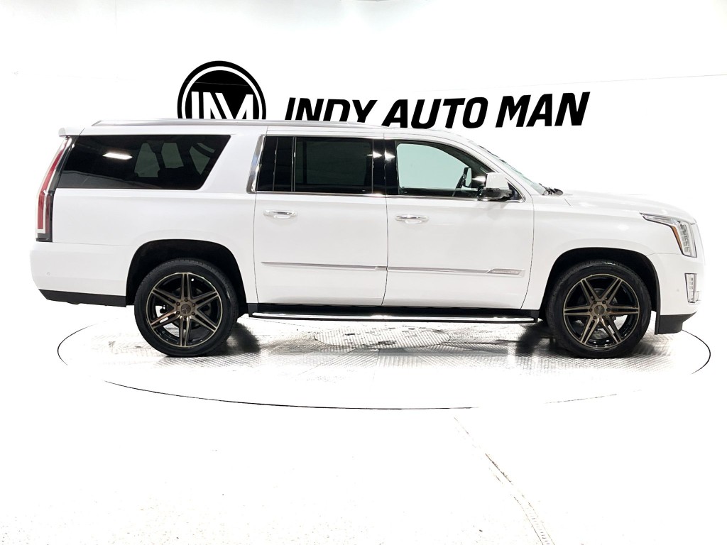 2020 Cadillac Escalade Image 3