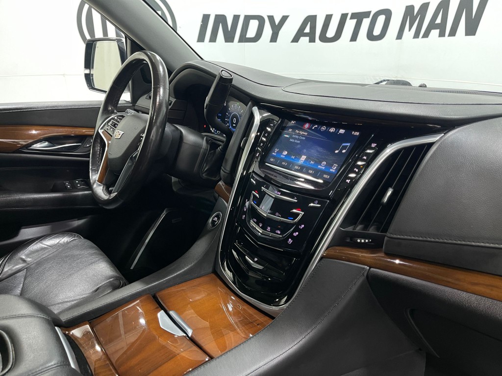 2020 Cadillac Escalade Image 20