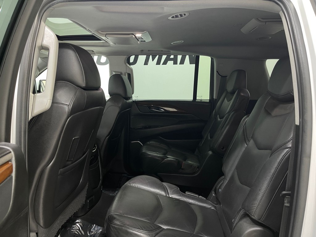 2020 Cadillac Escalade Image 30