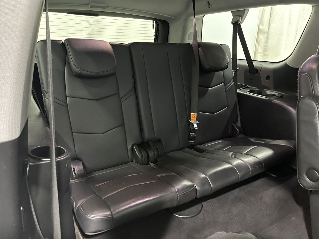 2020 Cadillac Escalade Image 32
