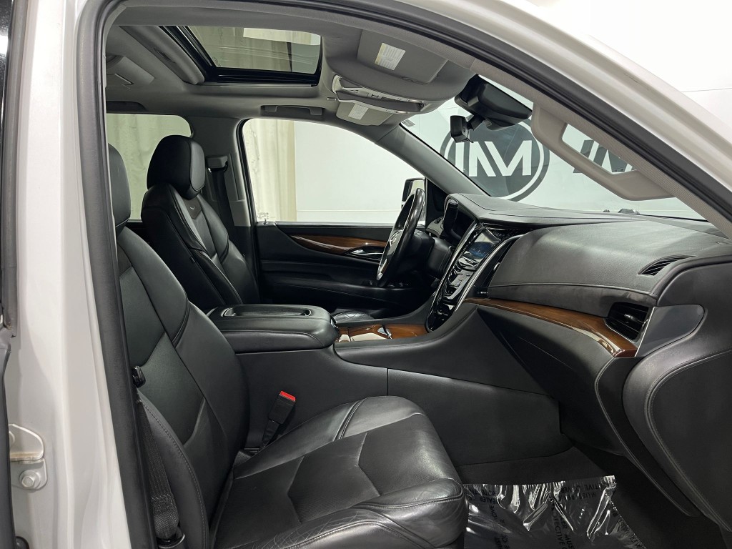 2020 Cadillac Escalade Image 34