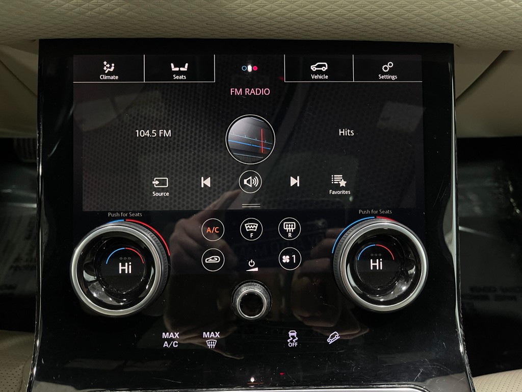 2020 Land Rover Range Rover Image 21