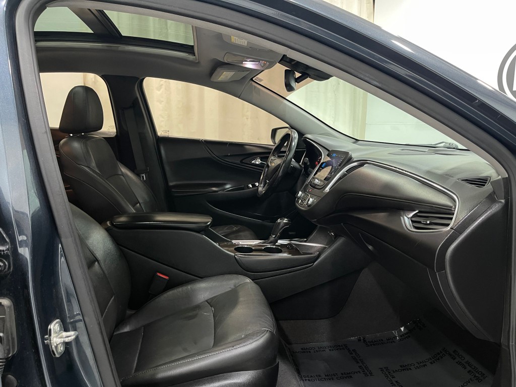 2020 Chevrolet Malibu Image 31