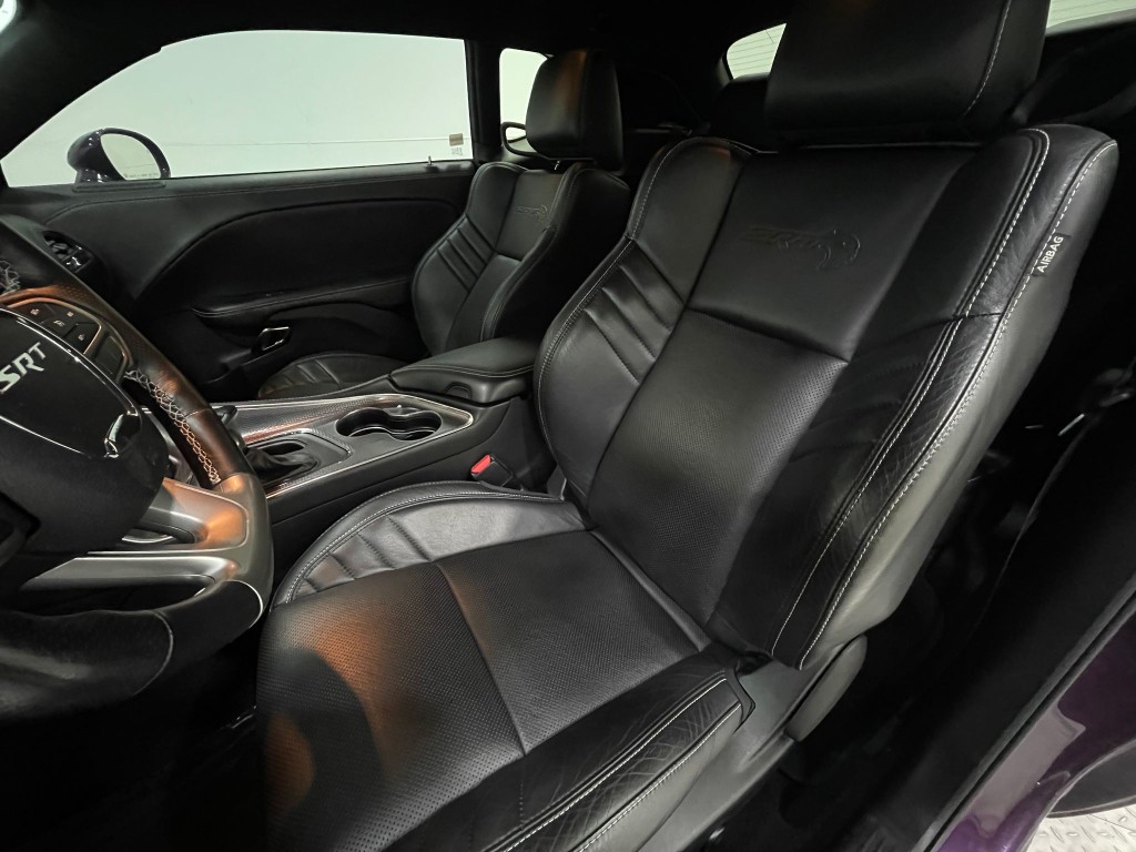 2022 Dodge Challenger Image 13