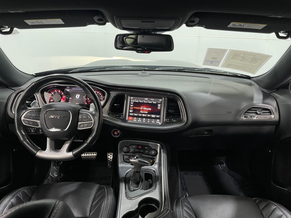 2022 Dodge Challenger Image 18