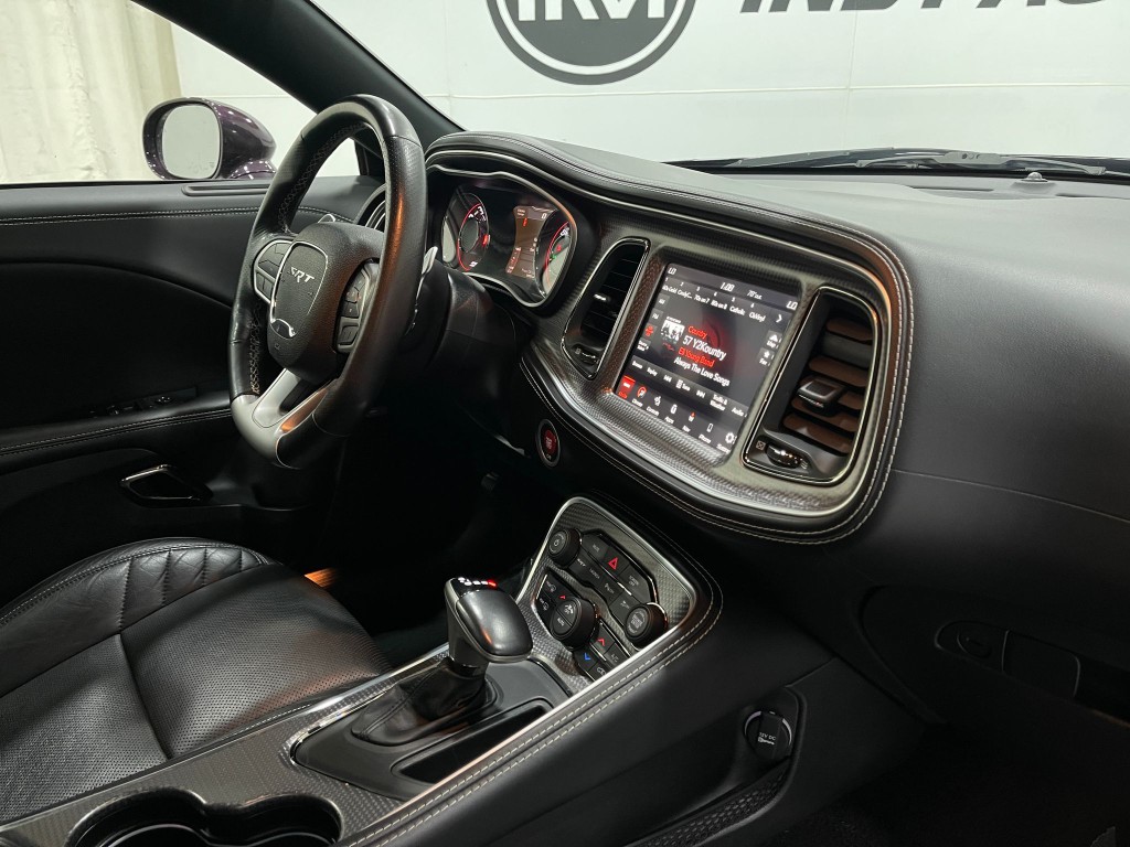 2022 Dodge Challenger Image 19