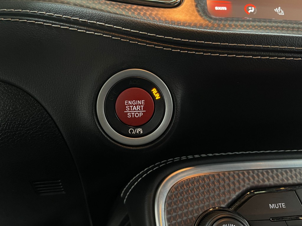 2022 Dodge Challenger Image 20