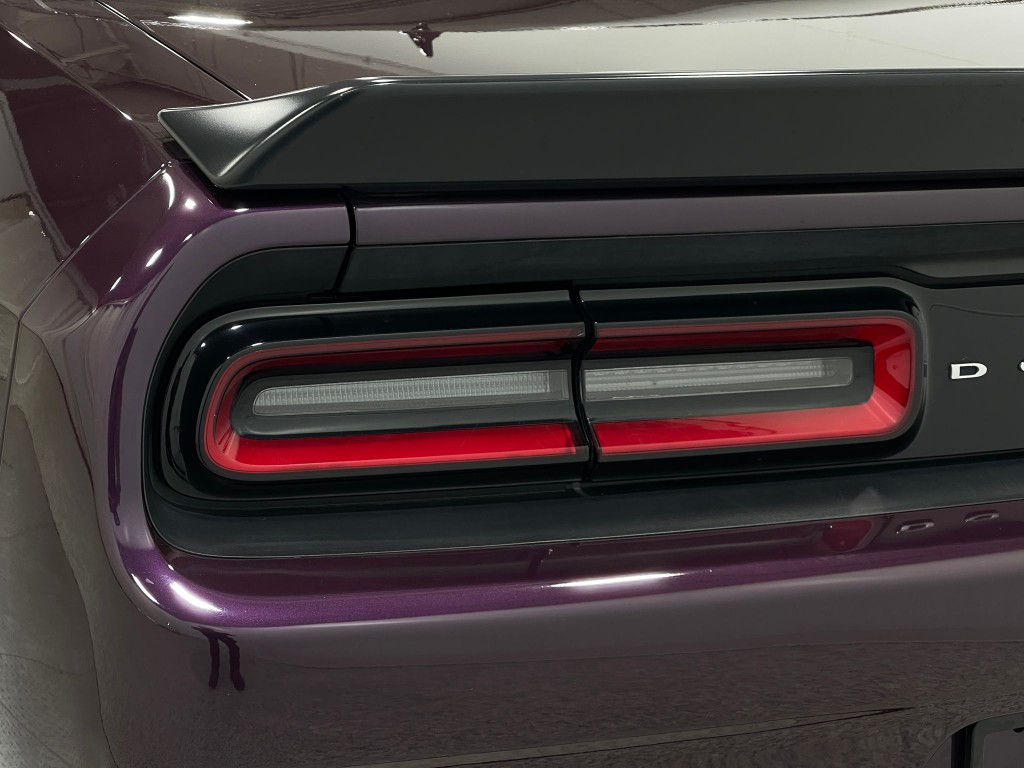 2022 Dodge Challenger Image 33