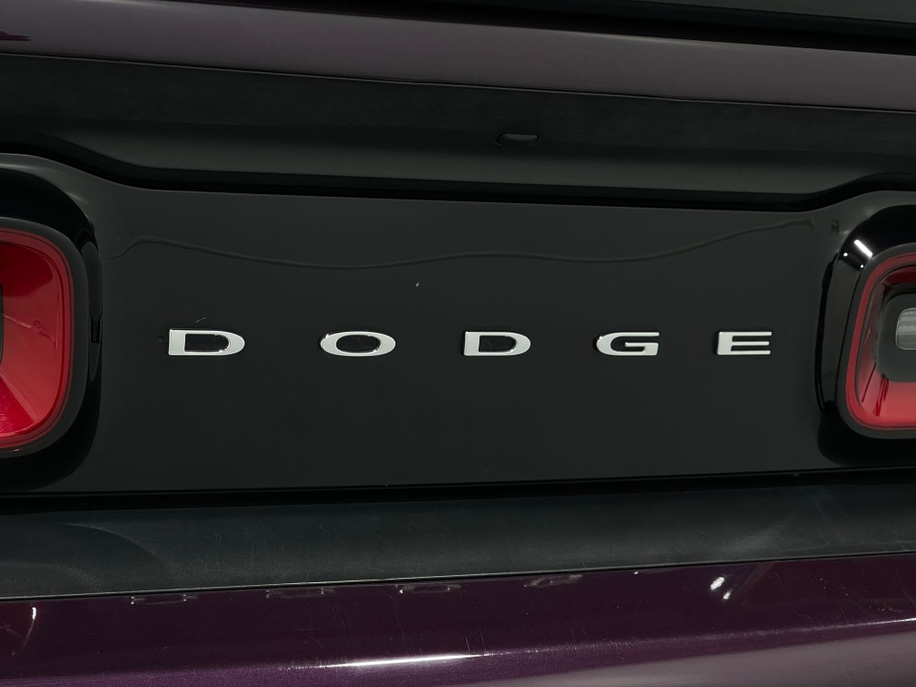 2022 Dodge Challenger Image 36